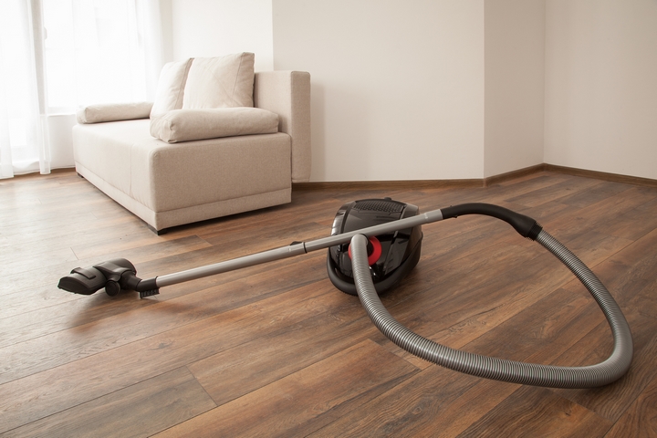 hardwood floor vacuuming